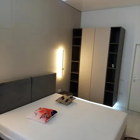 아파트 Costy Stefan Building 2