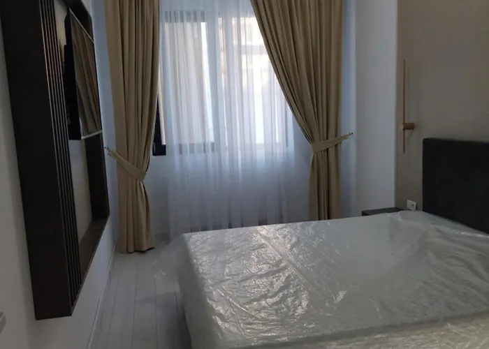 Costy Stefan Building 2 דירה Năvodari